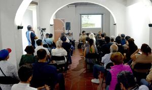 INAUGURAN VIDEO INSTALACIONES “INTERSTICIOS/RETRATOS Y HUMUS”