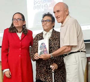 PRESENTAN LIBRO “MIENTRAS PASA EL INVIERNO”