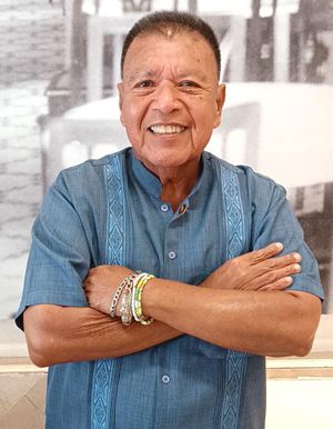 EL SEÑOR MARIO HERNÁNDEZ SÁNCHEZ ESTÁ DE PLÁCEMES...