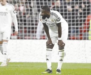 ¡FALLAS HUNDEN AL REAL MADRID EN BILBAO, 2-1!