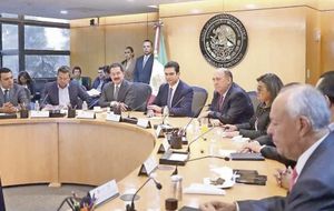 ¡SE REGALARON 32 MDP LIDERES DEL CONGRESO! - PA’SUMECHA