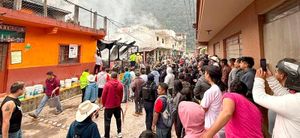 ¡TRAGEDIA EN ZONGOLICA! - NIÑA DE 6 AÑOS MUERE CARBONIZADA AL INCENDIARSE SU VIVIENDA