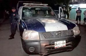 ¡NIÑO ATROPELLADO POR POLICÍAS! - POBLADORES ENFURECIDOS RETUVIERON A LOS UNIFORMADOS
