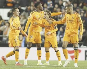 ¡GANA REAL MADRID AL VALENCIA Y ES LÍDER SOLITARIO DE LALIGA!