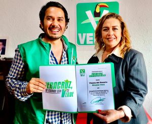 ¡EL PVEM JALA A CHARO!
