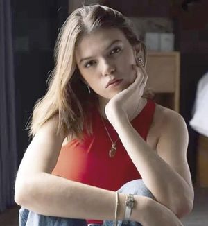 EN COMA INDUCIDO, JOVEN APUÑALADA POR INFLUENCER