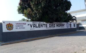 ¡ESTUDIANTE AMENAZA CON MATAR A SUS COMPAÑEROS!