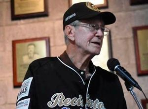¡SE FUE LEYENDA DEL BÉISBOL!