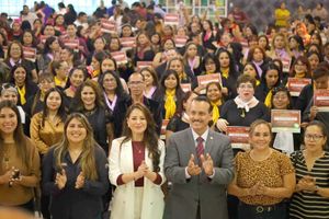 ¡CELEBRAN 50 GENERACIONES DE LOS CENTROS TRANSFORMADORES!