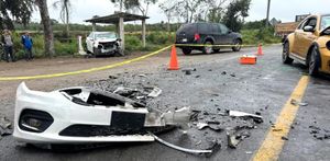 ¡UN MUERTO EN FATAL CHOQUE EN TUXPAN!