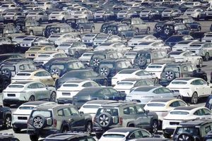 ¡PLANTEA TRUMP IMPONER ARANCELES A LOS AUTOS PARA EL 2 DE ABRIL!