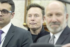¡ELON MUSK SUGIERE ATACAR A CÁRTELES CON DRONES!