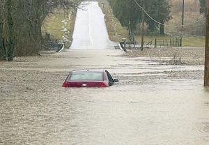 ¡TORMENTAS E INUNDACIONES EN LOS ESTADOS UNIDOS: 9 MUERTOS!