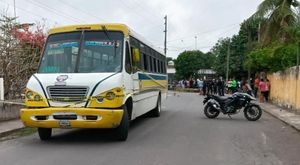 ¡ABUELITA MUERE BAJO LAS RUEDAS DE CAMIÓN DE LA RUTA “JAMAPA”!