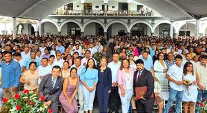 ¡SE CASAN 1,070 PAREJAS! - FELICES POR SIEMPRE