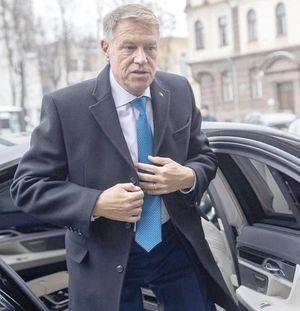 ¡EL PRESIDENTE RUMANO RENUNCIA TRAS LA PRESIÓN POPULISTA!