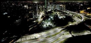 ¡ENCHUFAN EL SERVICIO ELÉCTRICO TRAS EL MEGA-APAGÓN EN CHILE!