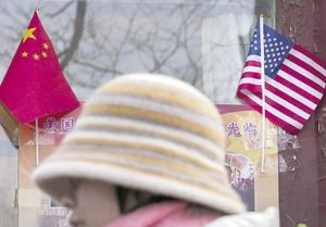¡CHINA CONTRAATACA A DONALD TRUMP! - * Impone aranceles a productos de EU e investigará a Google