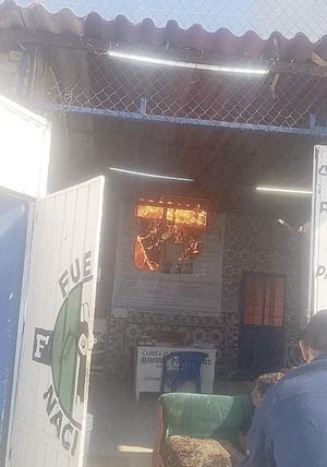 ¡MUEREN CINCO PERSONAS  INTOXICADAS POR INCENDIO!