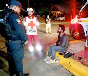 ¡AGARRAN A COCOTAZOS A PRESUNTO ROBA-MOTOS’!