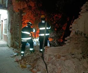¡PROVOCAN INCENDIO EN VIVIENDA ABANDONADA!