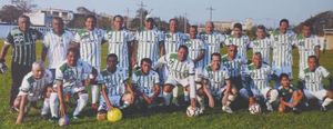 ¡COL-MEX Y PERROS DIVIDEN PUNTOS!