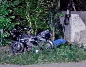 ¡FALLECE MOTOCICLISTA AL ESTRELLARSE CONTRA BARDA!