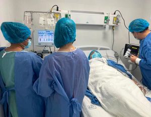 ¡PRIMER TRASPLANTE DE CÉLULAS TRONCALES HEMATOPOYÉTICAS!
