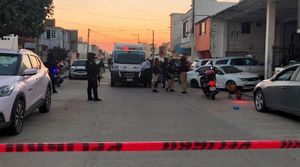 ¡MASACRE EN COATZACOALCOS! - MATAN A BALAZOS A CUATRO PERSONAS EN EL TALLER MECANICO “SERVICIO BAEZ”