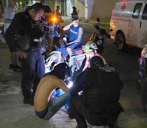 ¡LE PEGAN UN BALAZO EN EL BRAZO EN INTENTO DE ASALTO! - EN EL FRACCIONAMIENTO TORRENTES