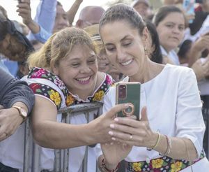 ¡HACKEAN TELÉFONO DE SHEINBAUM TRAS LA ENTREGA DE CAPOS A EU! - REVELA NYT