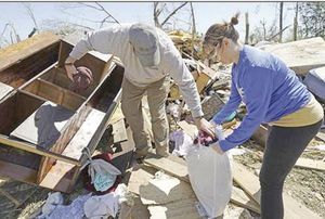 TORNADOS EN EU COBRAN 37 VIDAS