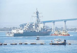 ¡EU DESPLIEGA AHORA BUQUE DE GUERRA EN EL PACÍFICO!