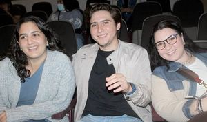 JÓVENES REALIZAN CONGRESO