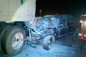 ¡CONDUCTOR EBRIO SE IMPACTÓ CONTRA TRÁILER ESTACIONADO!