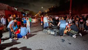 ¡SIGUEN GRAVES DOS JÓVENES DEL CHOQUE DE MOTOCICLETAS! - AMBOS LESIONADOS TIENEN 17 AÑOS