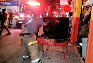 ¡CONATO DE INCENDO EN LOCAL DE POLLOS ASADOS EN LA COLONIA CARRANZA!