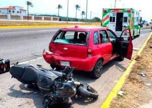 ¡MOTOCICLISTA HERIDO EN LA RIVIERA VERACRUZANA!
