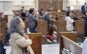 ¡LLORAN POR EL PAPA! - EN TODO EL MUNDO