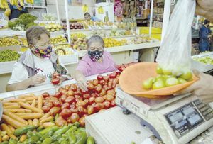 ¡TRUMP AHORA VA CONTRA EL TOMATE! - ALISTA ARANCEL DEL 20.91%