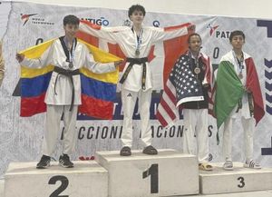 ¡MOTIVA MEDALLA A DIEGO PORTILLO!