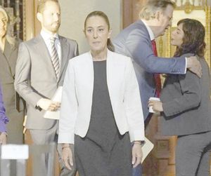 ¡SHEINBAUM NIEGA CENSURA!