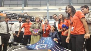 ¡CLAUDIA SE SUBIÓ A LA MANTARRAYA! - EL DRON JAROCHO