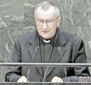 ¡PIETRO PAROLIN, EL MÁS PODEROSO DE LOS CARDENALES; ES EL FAVORITO EN LAS QUINIELAS PARA SER NUEVO PAPA!