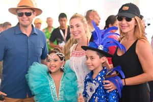 ¡YA HAY REYES INFANTILES! - ARYAM Y MANOLITO