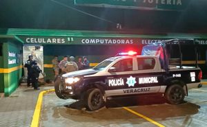 ¡‘CRISTALEAN’ CASA DE EMPEÑO FIRST CASH EN EL BUENAVISTA!