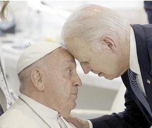 ¡JOE BIDEN LLAMA AL PAPA FRANCISCO UNO DE LOS LÍDERES MÁS CONSECUENTES DE NUESTRO TIEMPO!