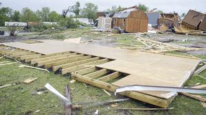 ¡TORNADOS MORTALES EN TEXAS Y OKLAHOMA! - TRES MUERTOS