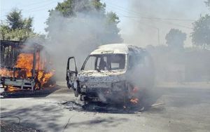 ¡LA VIOLENCIA EN MICHOACÁN SE EXTIENDE A GUANAJUATO Y JALISCO! - BLOQUEOS CON VEHÍCULOS INCENDIADOS