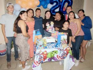 ¡FELIZ CUMPLEAÑOS, ÁNGEL!